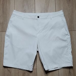 Lululemon Men's White Shorts Size 38